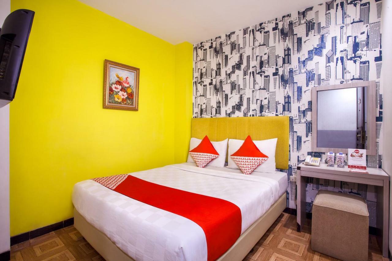 Oyo 119 Belvena Hotel Cakarta Dış mekan fotoğraf